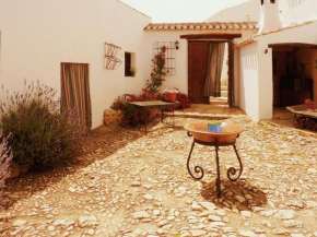 Vintage Farmhouse in Algarinejo with Terrace